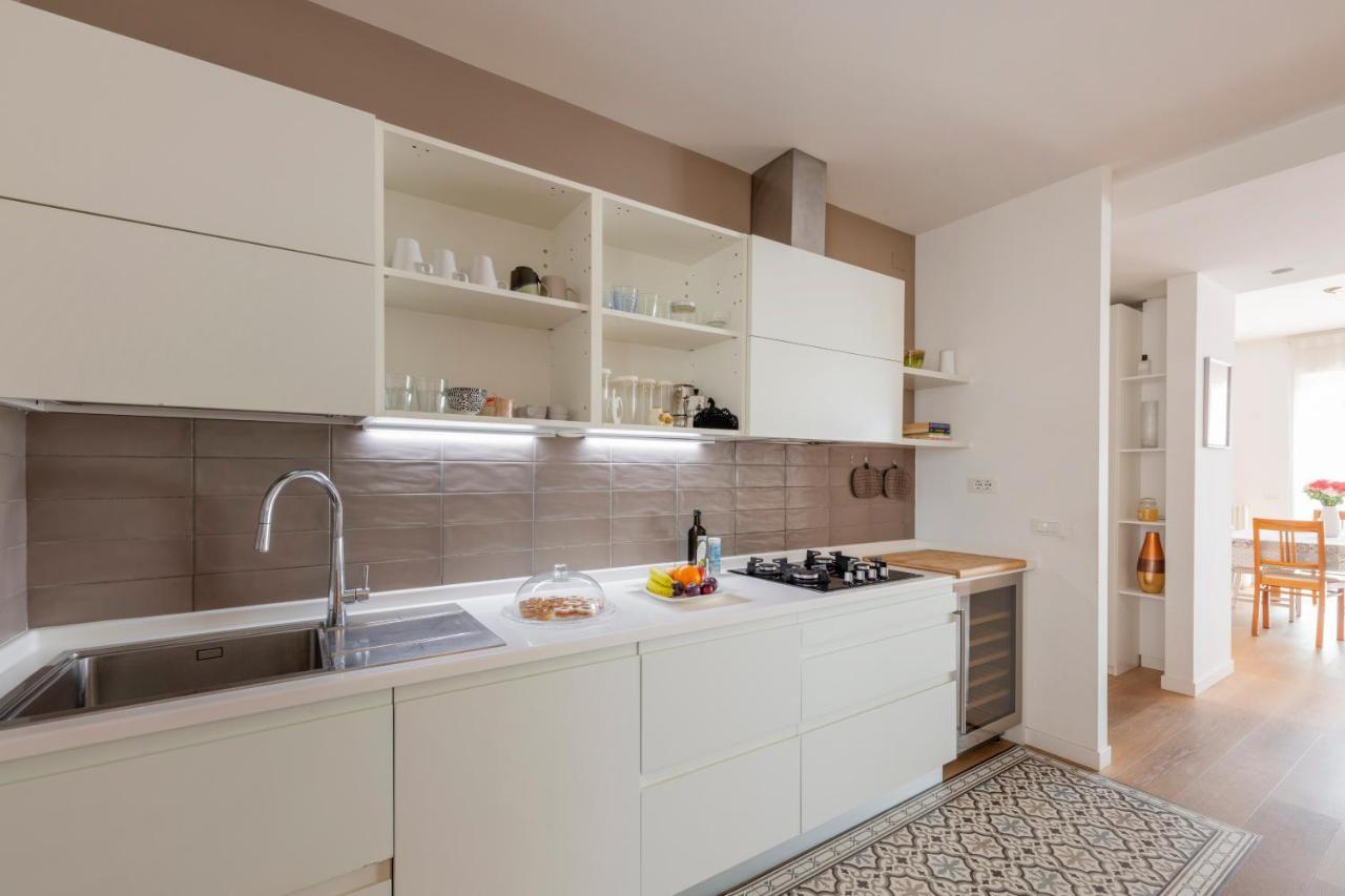 Apartamento Ferrucci, 10 - Elegante Oasi Urbana A Milano Exterior foto