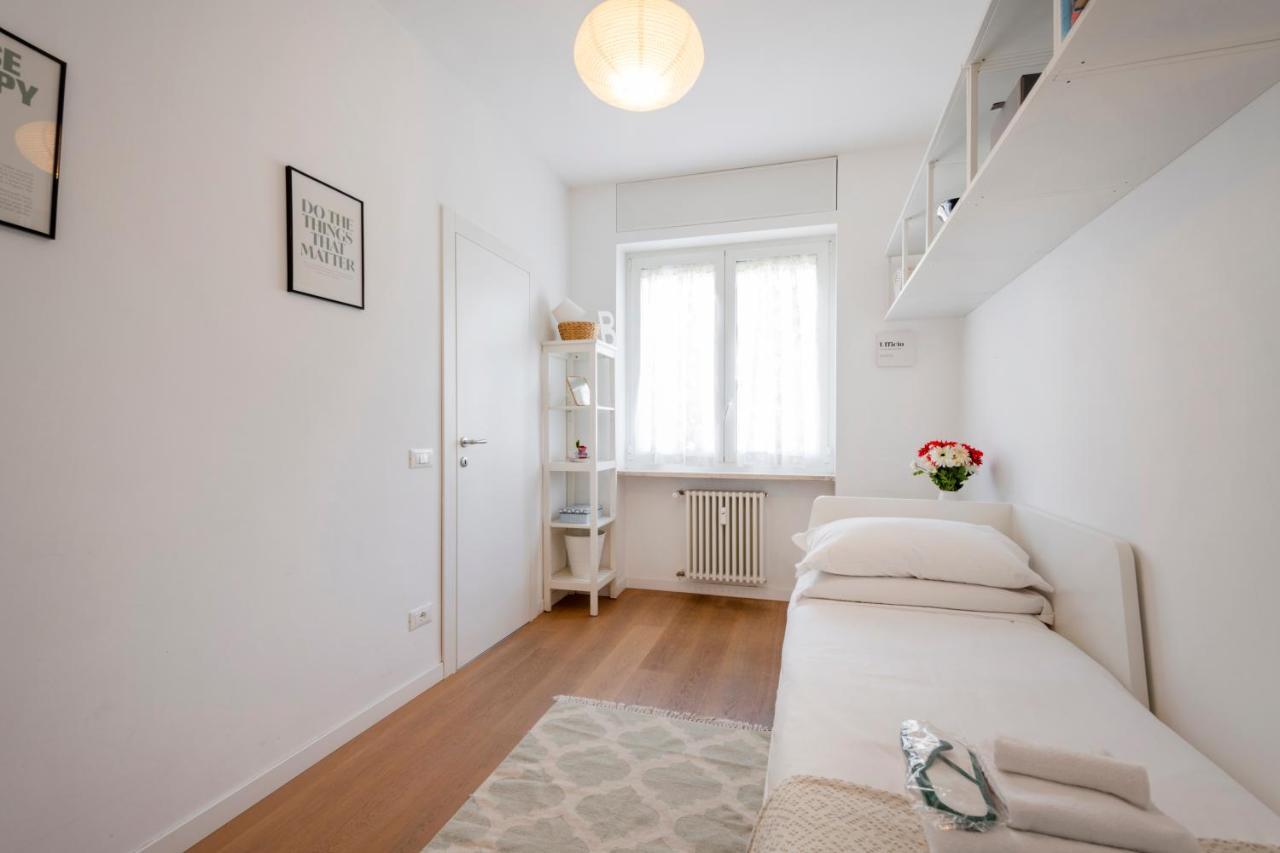Apartamento Ferrucci, 10 - Elegante Oasi Urbana A Milano Exterior foto